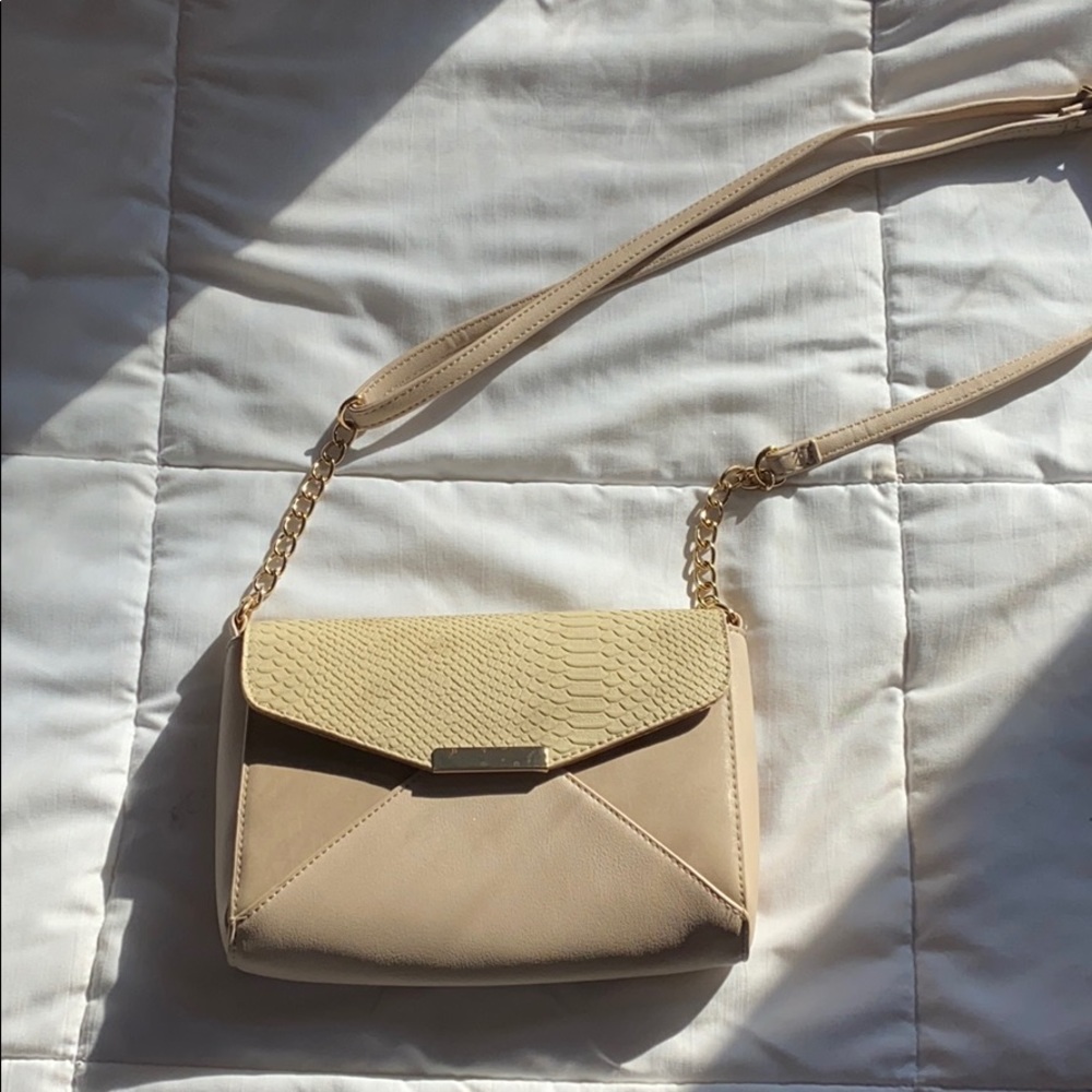 Nude crossbody purse